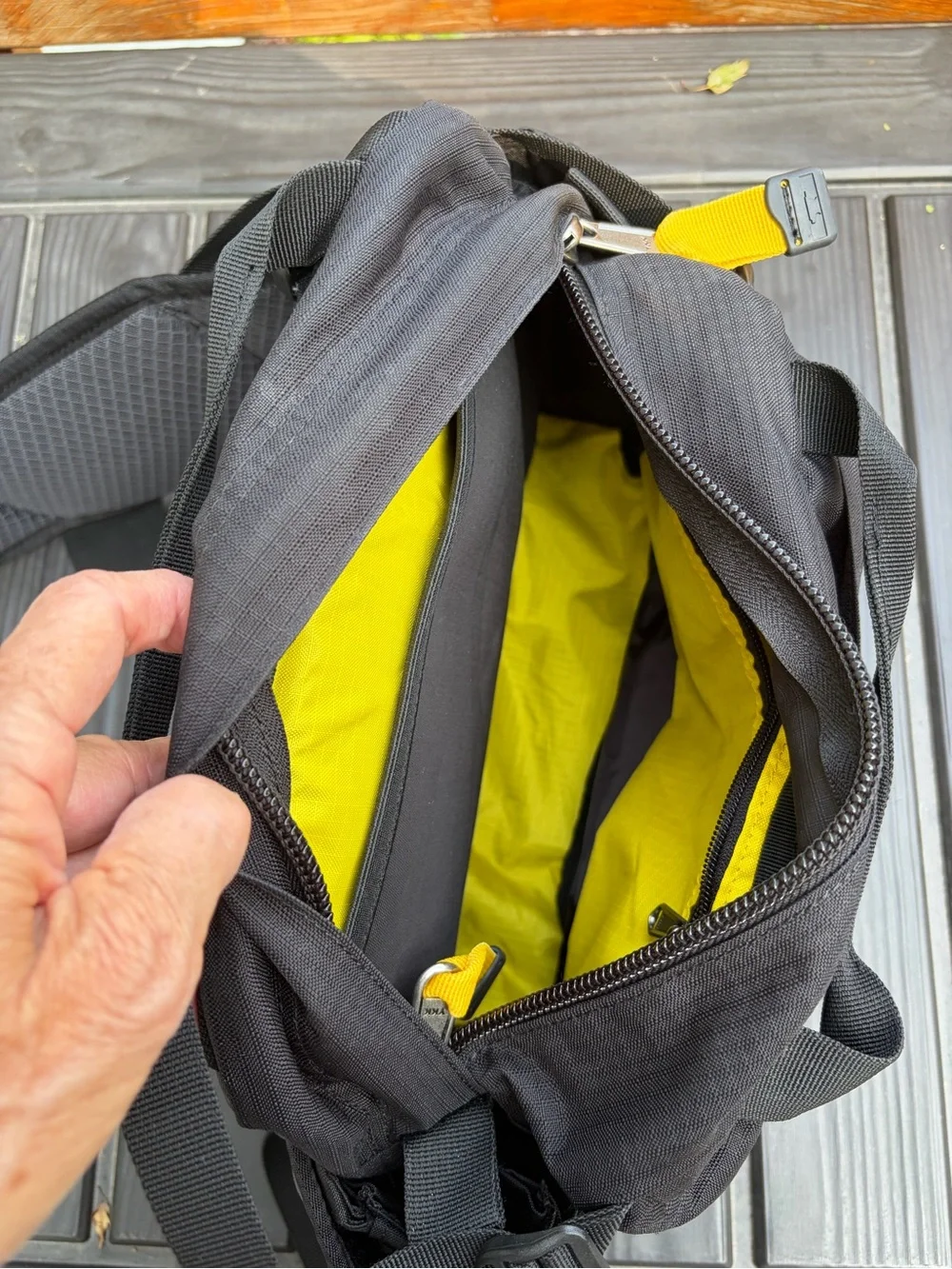 Mountainsmith 8L TLS Tour Black Lumbar Pack Removable Shoulder Strap Unisex EUC